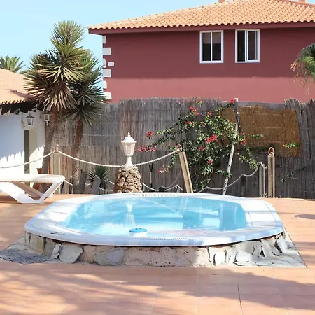 Beautiful 2-bed In Parque Holandes Apartment *