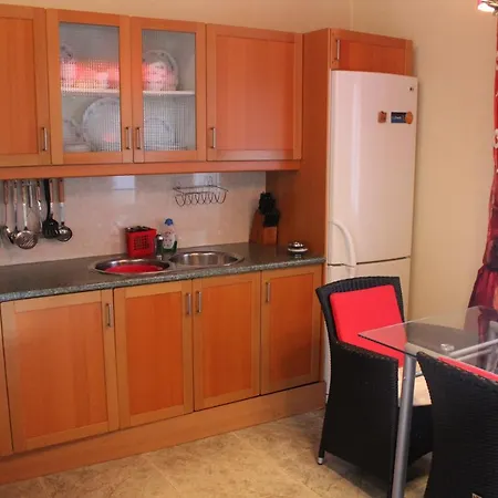 Beautiful 2-bed In Parque Holandes Apartment *