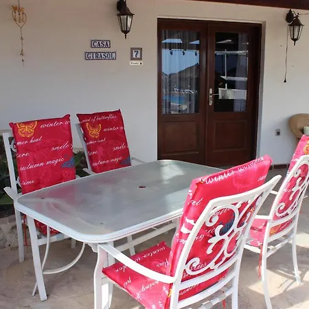 Beautiful 2-bed In Parque Holandes *